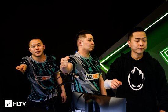 老将kabal（右）被终身禁赛