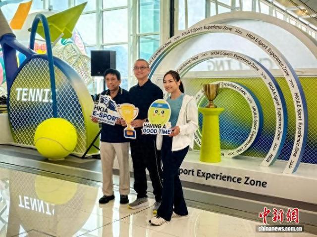 7月22日，香港国际机场举办“E-sport电竞体验区传媒体验日”活动。图为活动现场。 中新网记者 刘玥晴 摄